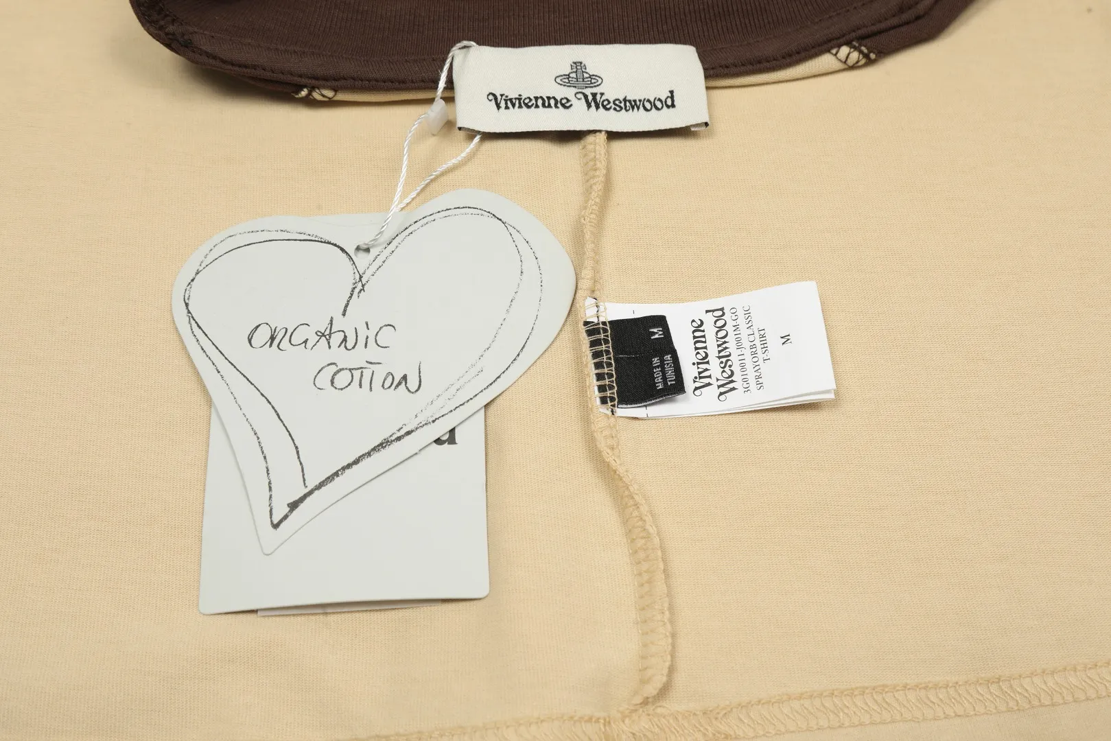 "Classic long sleeves" vivienne west wood Vivienne Saturn classic versatile raglan long sleeves Simple and fashionable, highly practical to wear inside and outside 2024's top hot style No need to say more, go straight to the details, full series of correct accessories, every detail is completely restored, and can be filled directly. Size: S M L Color: white and black, white pink, navy gray